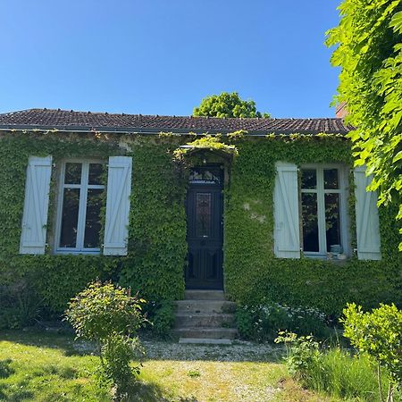 Cottage-Saint Laurent Sur Sevre Εξωτερικό φωτογραφία