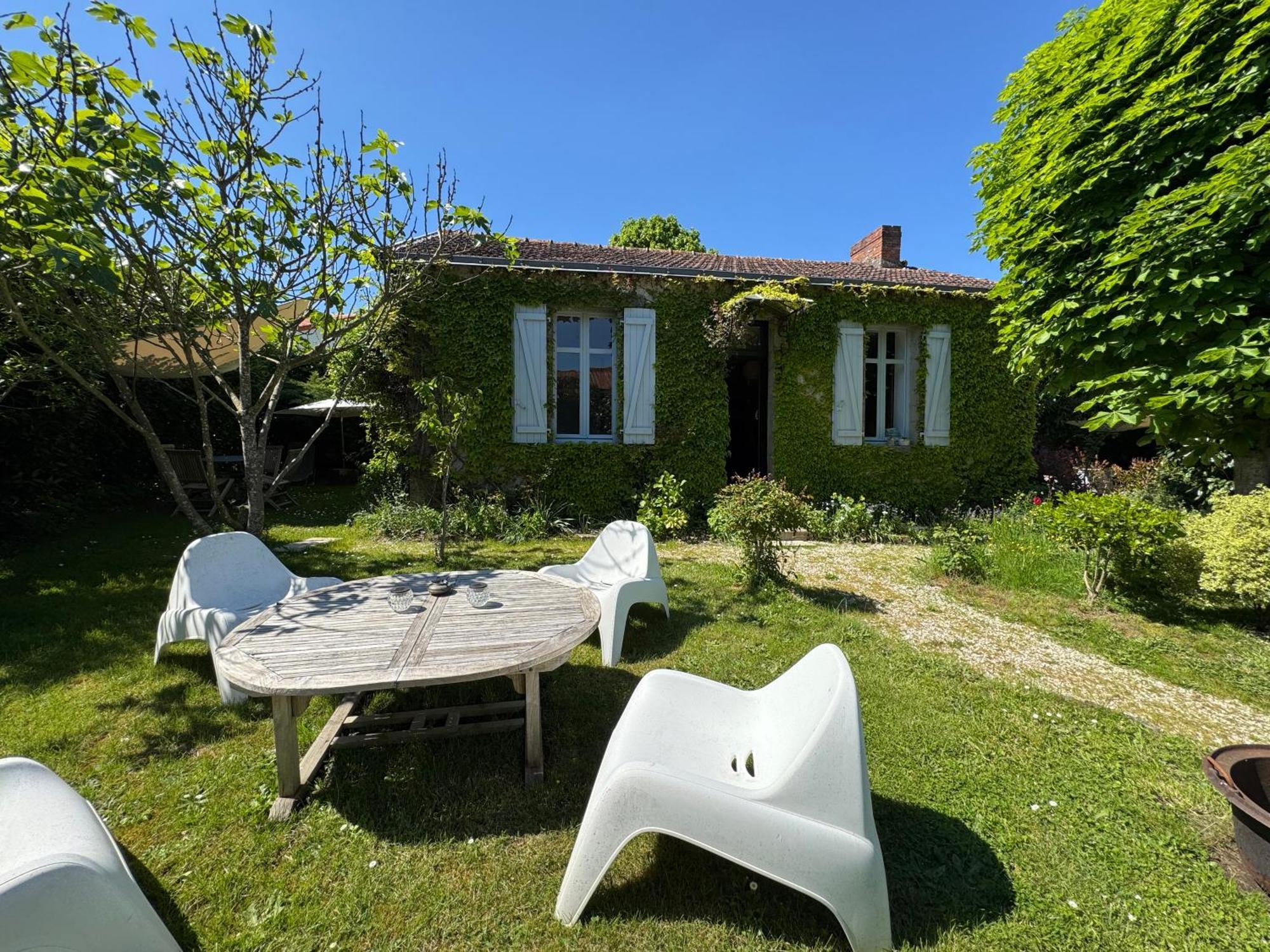 Cottage-Saint Laurent Sur Sevre Εξωτερικό φωτογραφία